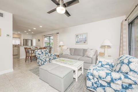 Welcome to Hickory Cove 47!