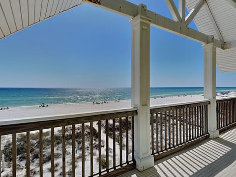 Welcome to Simply the Best