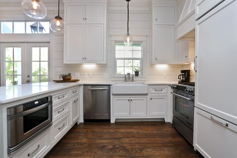143 Forest - Seagrove - First Floor - Kitchen