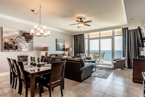 Phoenix Gulf Shores 1703 Living room and Dining