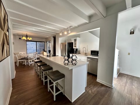 Newly remodeled kitchen - Newly remodeled kitchen