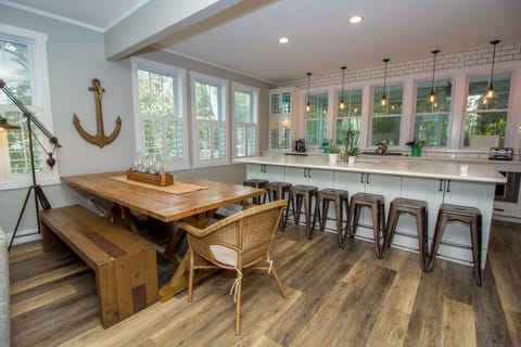 Main Level | Dining Room