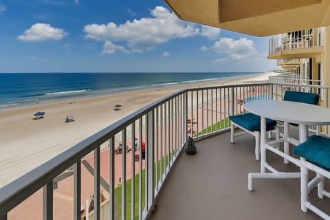 Welcome to Shores Club 505!