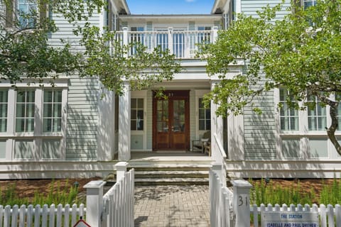 WELCOME TO THE STATION IN SEASIDE, FL!