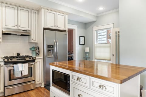 Full Equipped Kitchen