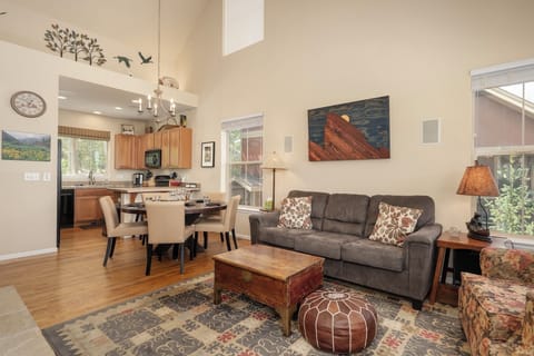 Open concept living area with plenty of seating, smart TV, and amazing views