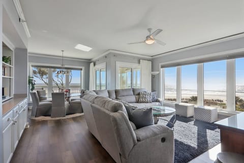living area/view