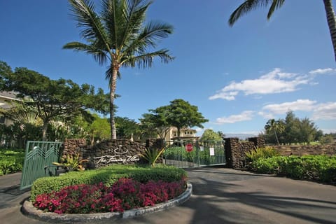 Fairway Villas Entrance