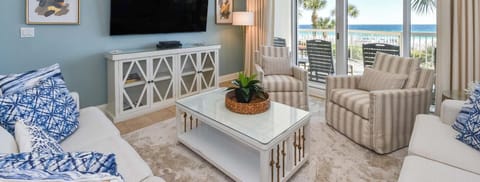 Silver Beach Towers West 206 - Living Area