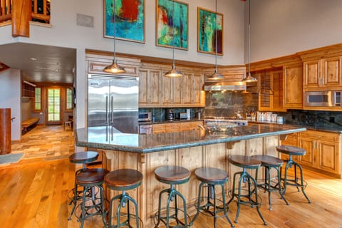 Island Seating for 8