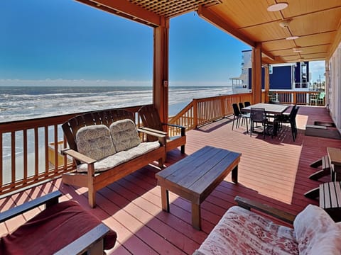 Welcome To Paradise At Last - Stunning Beachfront Luxury!