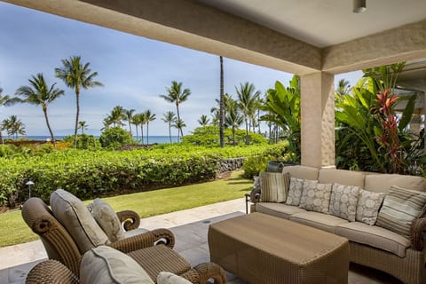 Spacious Lanai from Sunrise to Sunset 