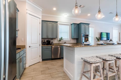 First Floor: Kitchen