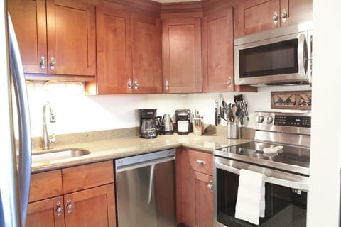 B6 Kihei Sands Beachfront Condominiums