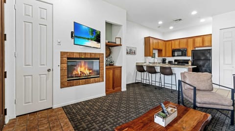 Living/Dining Area