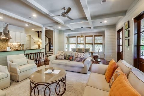 First Floor: Living Area