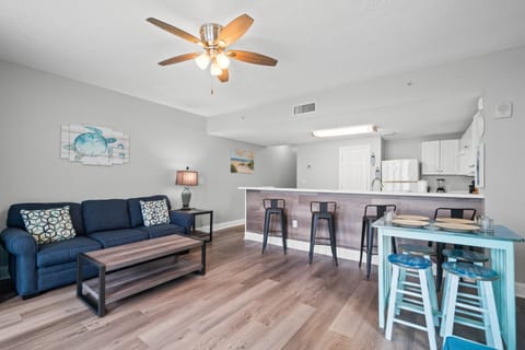 Gulf View Living Room with Sleeper Sofa