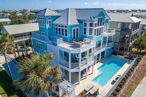 Turquoise by the Gulf - Crystal Beach - Back Exterior