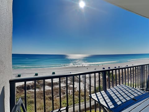Welcome to Emerald Towers (Destin) #505