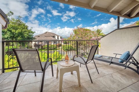 Kahala 721 Master Suite Balcony