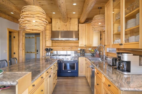 The chef in your group will love the gourmet kitchen