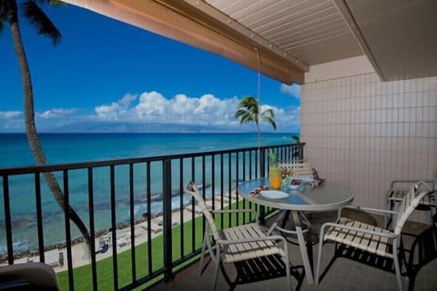 KA308-040_LANAI