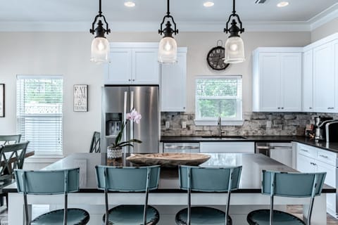 First Floor: Kitchen