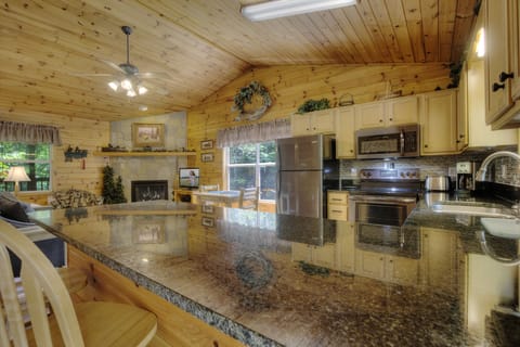 Spacious fully-equipped kitchen makes meal prep easy.