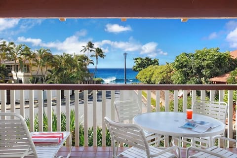 Stunning Poipu Beach Ocean View Lanai