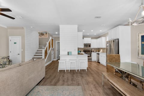 Spacious and open Shell Yeah!