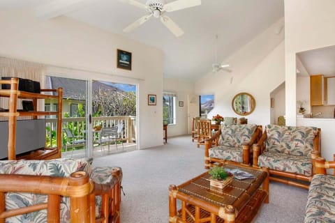 Regency 524 Living Room