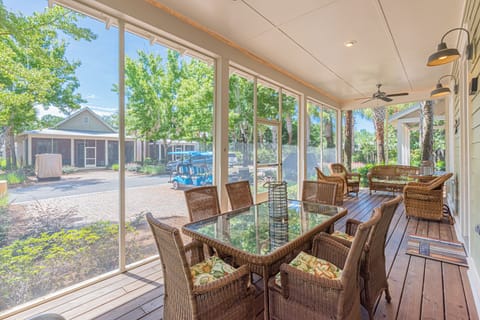 Screened Porch