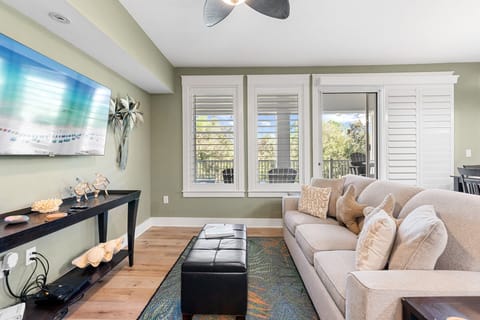 531 Pilot House