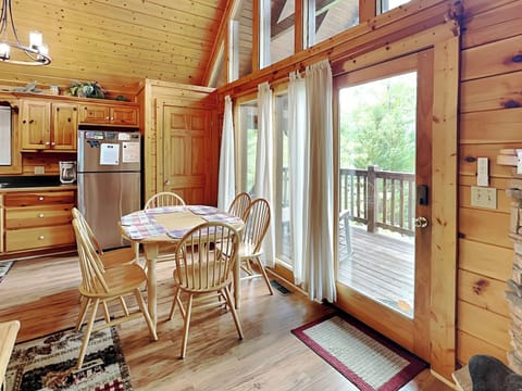 Dining Area, Seating for Four
