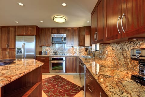 There can never be too many chefs in this kitchen! 