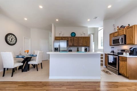 1326AndalusiaLoop,Davenport-13