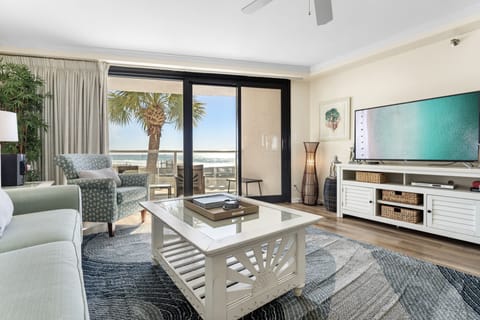 Beach & Pool Views