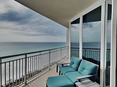 Welcome to The Pearl of Navarre #1002 - Paradise Palms