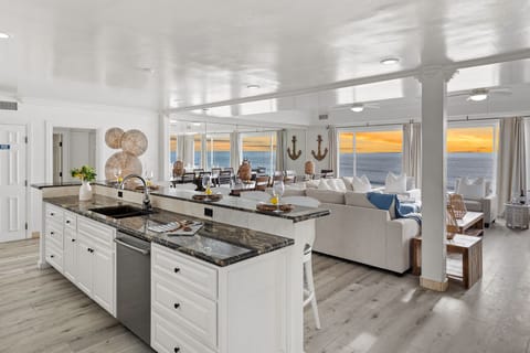 3015-Ocean-Ave-A-SandKasl-Imaging-San-Diego-Residential-Photography-144