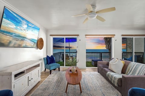 Gorgeous Oceanfront Living