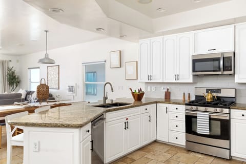 1023-P-SandKasl-Imaging-San-Diego-Residential-Hospitality-Photography-28