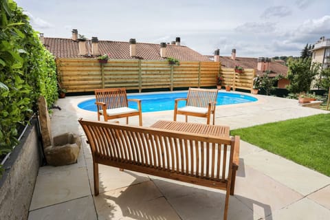 Property, Furniture, Building, Real Estate, Patio, Outdoor Furniture, House, Home, Swimming Pool, Backyard