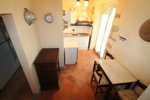 Property, Room, Floor, Building, House, Furniture, Interior Design, Real Estate, Hardwood, Architecture