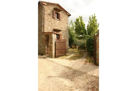 Building, Plant, Window, Sky, House, Land Lot, Wood, Tree, Landscape, Grass