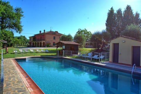 Building Exterior, Garden, Outdoor, Pool