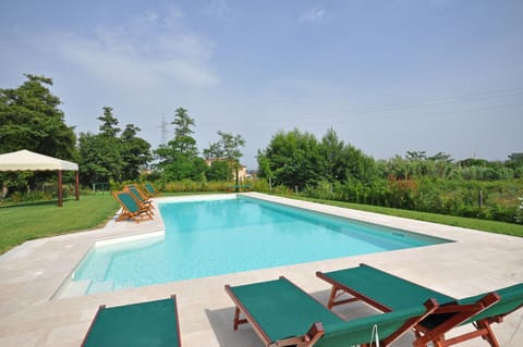 Building Exterior, Garden, Outdoor, Pool