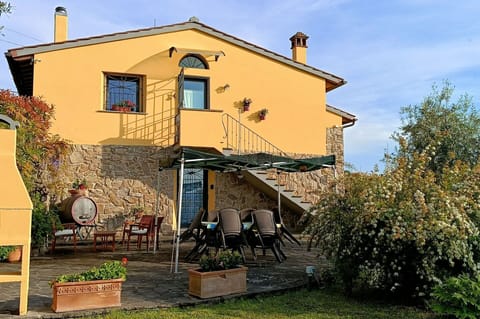 Building Exterior, Summer