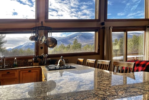 Prepare meals for your group while enjoying fantastic views of Whiteface.