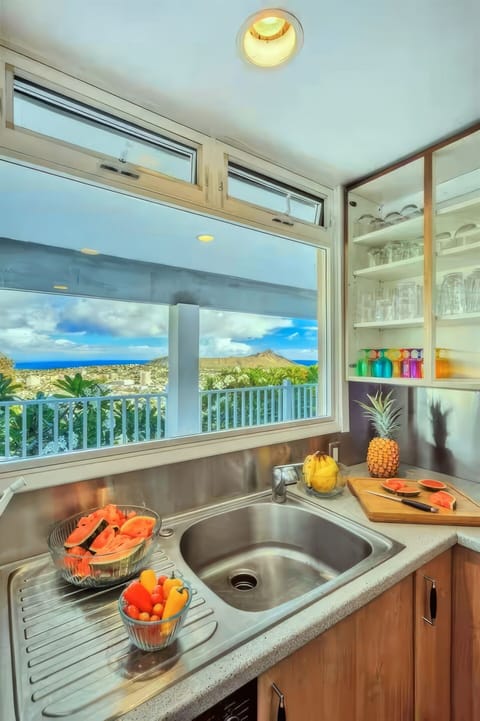 Modern finishes and plenty of prep space for your island creations.