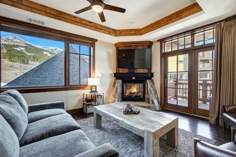Indoors, Furniture, Living Room, Fireplace, Appliance